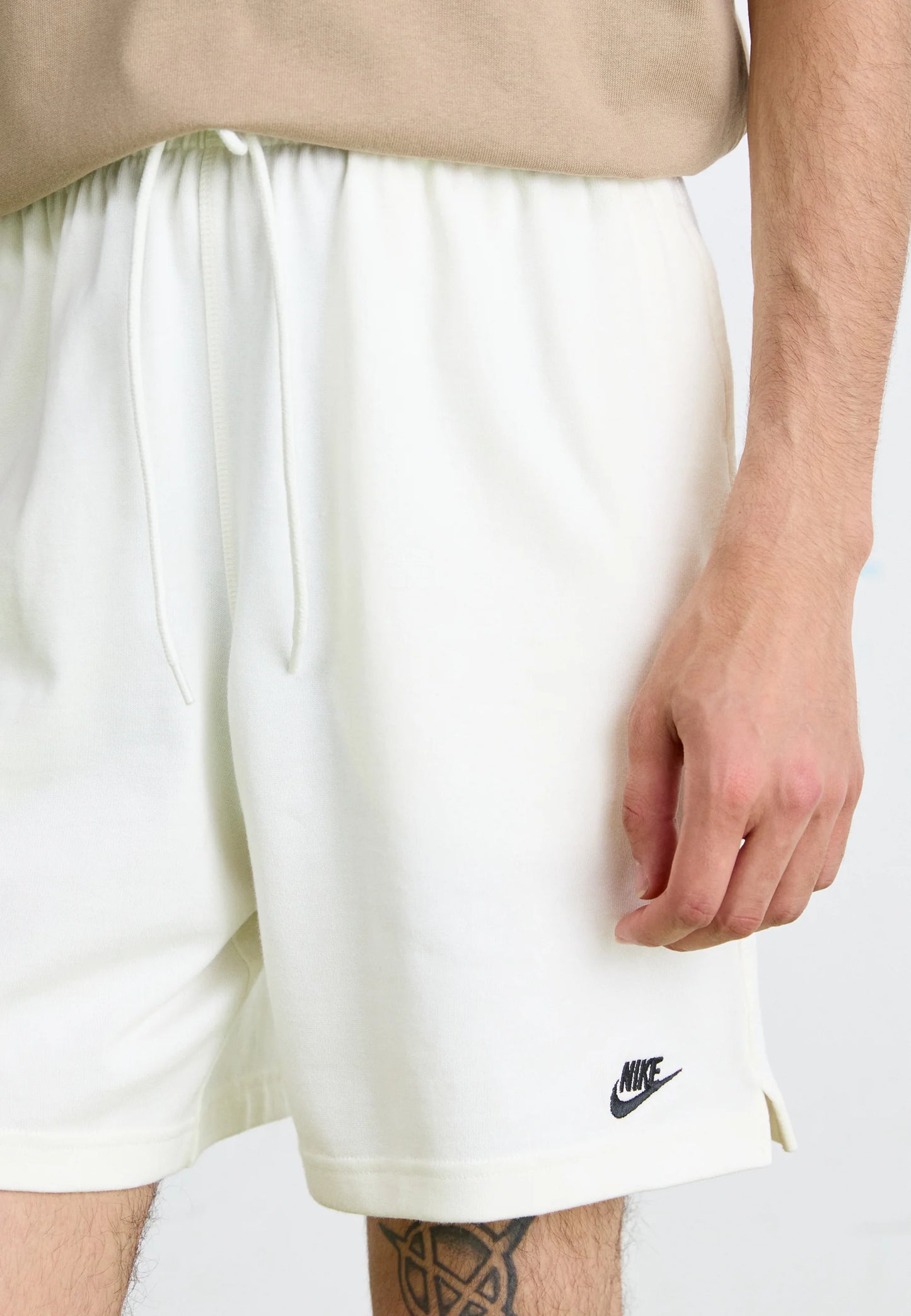 Nike Club Shorts Bianco