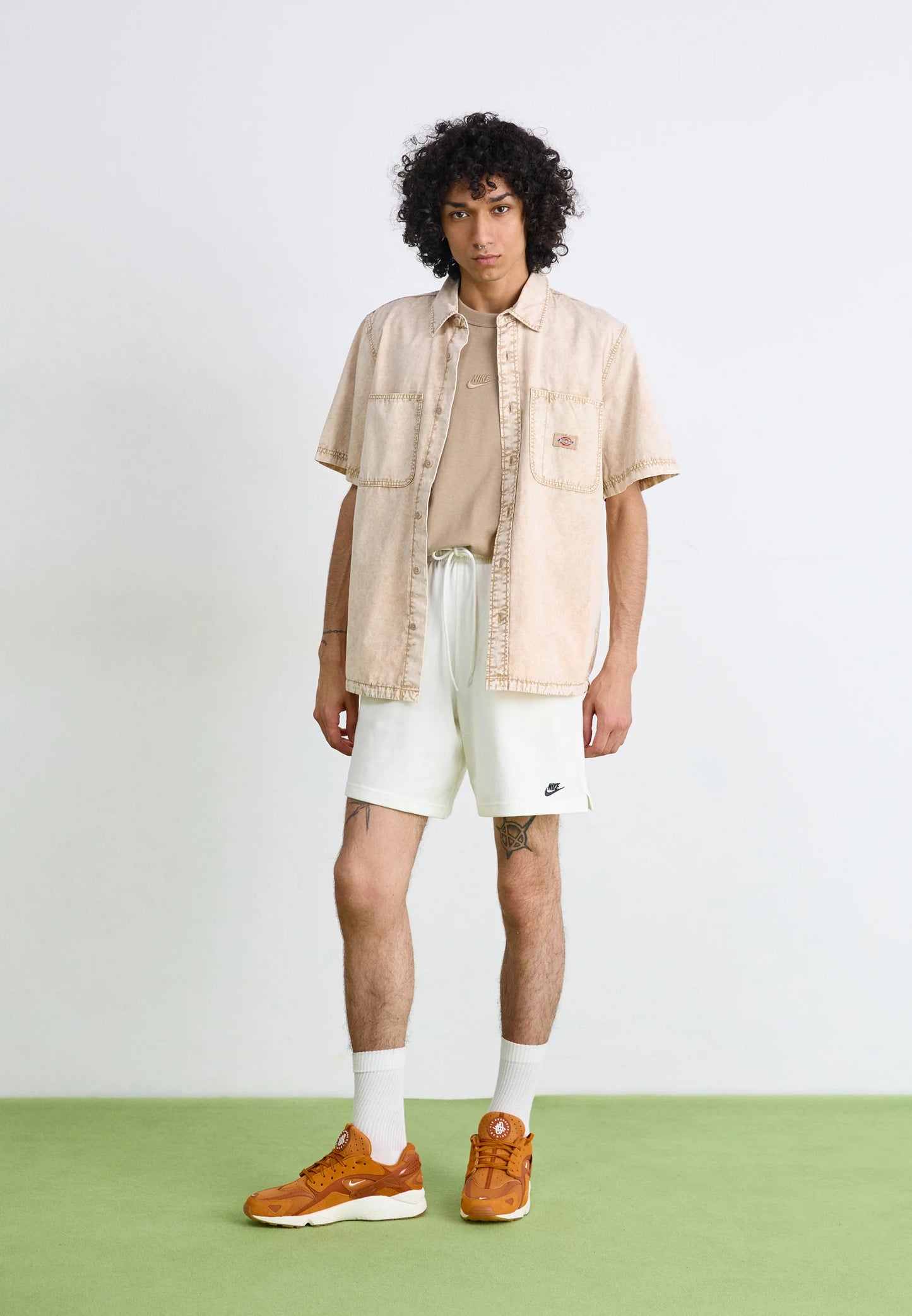 Nike Club Shorts Bianco