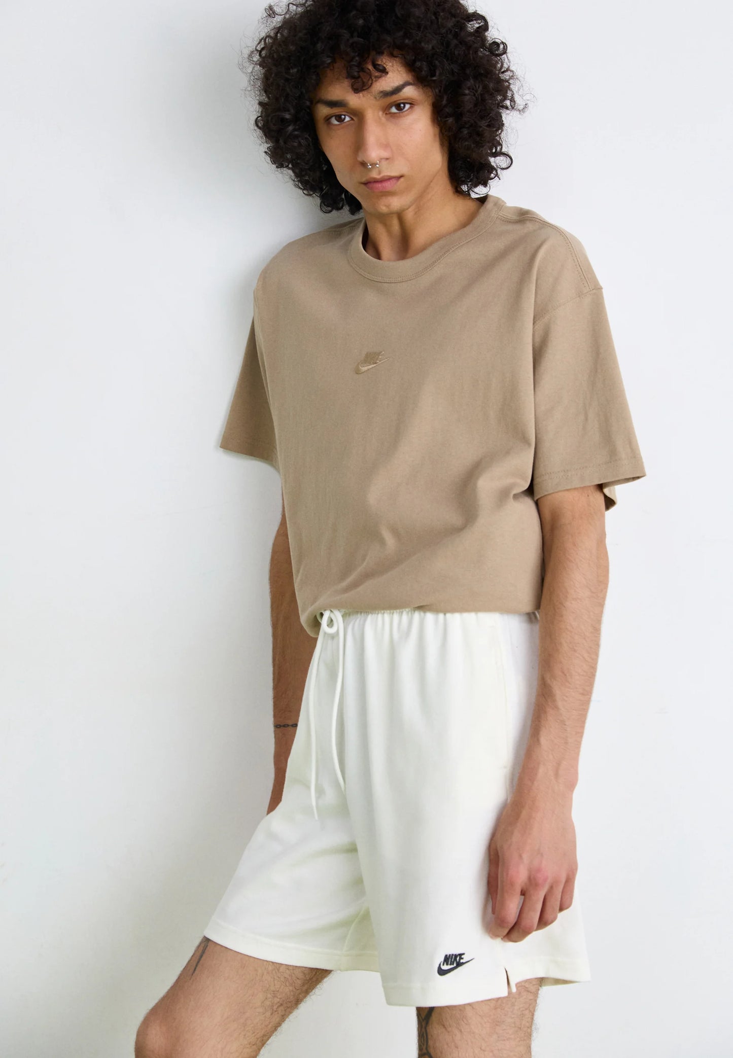 Nike Club Shorts Bianco