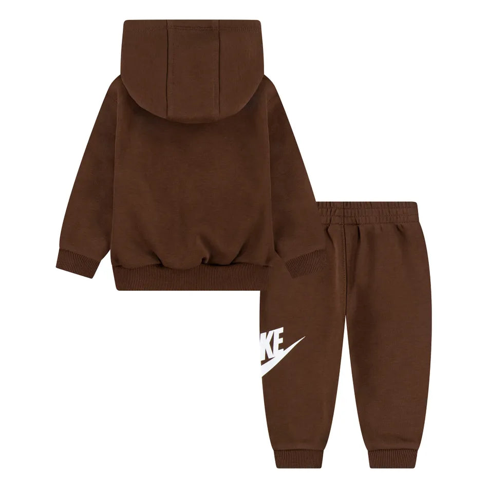 Nike Set Club