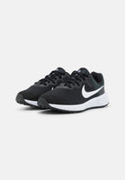 Nike Revolution 6 NN