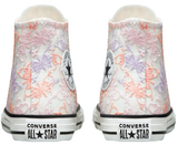 Chuck Taylor All Star Canvas.