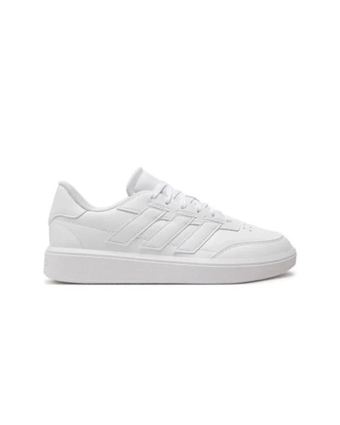 Adidas Courtblock.