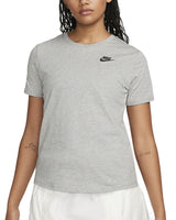 Nike Club Essentials Maglietta