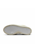 Nike Court Vision Alta.